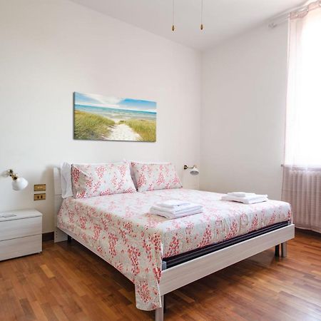 Casa Nisida Διαμέρισμα Πέζαρο Εξωτερικό φωτογραφία